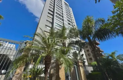 Apartamento com 3 quartos à venda na rua joão caetano, 79, três figueiras, porto alegre, 121 m2 por r$ 1.650.000