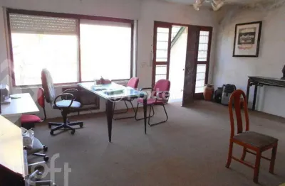 Casa com 8 quartos à venda na rua barão do guaíba, 1032, menino deus, porto alegre, 245 m2 por r$ 980.000