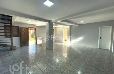 Casa com 4 quartos à venda na rua passo fundo, 720, mathias velho, canoas, 260 m2 por r$ 480.000