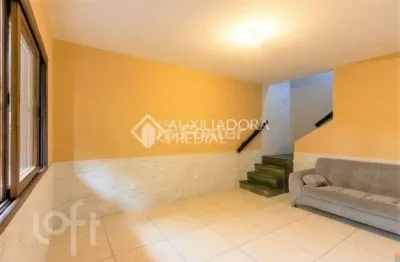 Casa com 4 quartos à venda na travessa nossa senhora de lourdes, 327, tristeza, porto alegre, 280 m2 por r$ 1.600.000