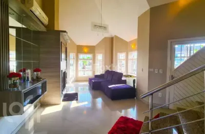 Casa com 4 quartos à venda na rua noruega, 111, marechal rondon, canoas, 270 m2 por r$ 1.490.000