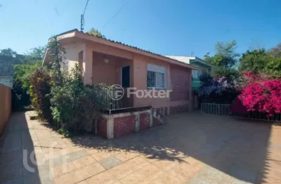 Casa com 3 quartos à venda na rua álvaro osimo caetano, 94, santa tereza, porto alegre, 104 m2 por r$ 549.000
