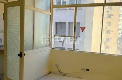 Sala comercial com 1 sala à venda na rua vigário josé inácio, 368, centro histórico, porto alegre, 53 m2 por r$ 150.000