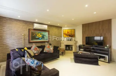 Casa em condomínio fechado com 3 quartos à venda na rua padre joão batista reus, 2107, camaquã, porto alegre, 215 m2 por r$ 950.000