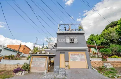 Casa com 8 quartos à venda na rua evangelista francisco da silva, 232, cavalhada, porto alegre, 300 m2 por r$ 400.000