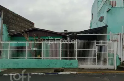 Casa com 5 quartos à venda na rua iracema, 667, vila monte carlo, cachoeirinha, 300 m2 por r$ 800.000