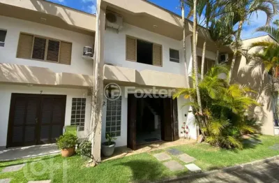 Casa com 2 quartos à venda na rua jurerê tradicional, 167, jurerê, florianópolis, 73 m2 por r$ 1.090.000