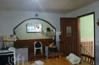Casa com 3 quartos à venda na avenida protásio alves, 85, rio branco, porto alegre, 111 m2 por r$ 320.000