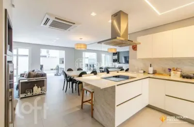 Casa em condomínio fechado com 3 quartos à venda na rua gralha azul, 555, jardim carvalho, porto alegre, 195 m2 por r$ 1.790.000