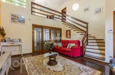 Casa com 4 quartos à venda na Rua Sepé Tiaraju, 77, Centro, Canoas, 297 m2 por R$ 1.299.000