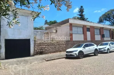 Casa com 2 quartos à venda na avenida brasília, 257, vila ipiranga, porto alegre, 300 m2 por r$ 830.000