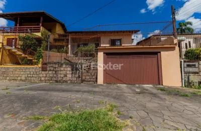 Casa com 3 quartos à venda na rua vinte e quatro de agosto, 450, jardim itu sabará, porto alegre, 135 m2 por r$ 520.000