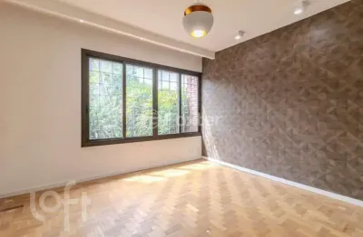 Casa com 3 quartos à venda na avenida mariland, 33, auxiliadora, porto alegre, 180 m2 por r$ 930.000