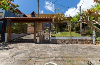 Casa com 3 quartos à venda na rua professor othon santos silva, 45, espírito santo, porto alegre, 147 m2 por r$ 750.000