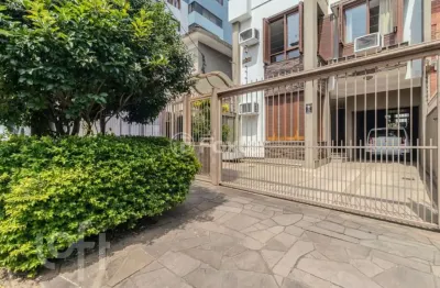 Casa com 4 quartos à venda na rua visconde do rio branco, 747, floresta, porto alegre, 309 m2 por r$ 2.000.000