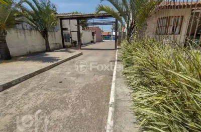 Casa com 2 quartos à venda na rua capitão pedroso, 769, restinga, porto alegre, 48 m2 por r$ 245.000