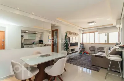 Apartamento com 2 quartos à venda na rua chile, 420, jardim botânico, porto alegre, 74 m2 por r$ 720.000