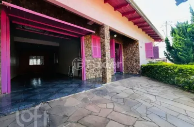 Casa com 3 quartos à venda na rua roque gonzales, 522, parque santo inácio, esteio, 270 m2 por r$ 530.000