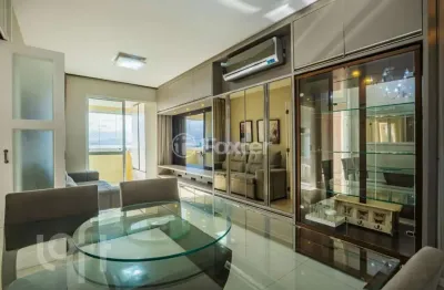 Apartamento com 3 quartos à venda na avenida governador jorge lacerda, 1835, costeira do pirajubaé, florianópolis, 77 m2 por r$ 790.000