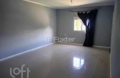 Casa com 4 quartos à venda na rua monte castelo, 163, cavalhada, porto alegre, 250 m2 por r$ 470.000