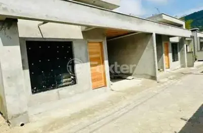 Casa com 2 quartos à venda na rodovia joão gualberto soares, 4387, são joão do rio vermelho, florianópolis, 77 m2 por r$ 429.000