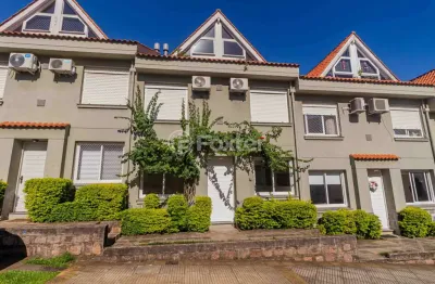 Casa em condomínio fechado com 3 quartos à venda na Avenida Cai, 686, Cristal, Porto Alegre, 116 m2 por R$ 650.000