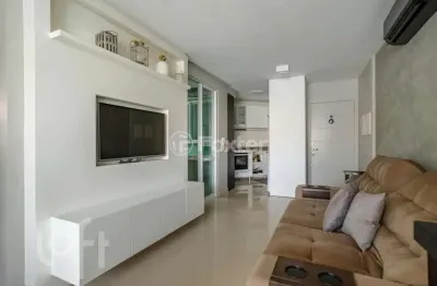 Apartamento com 2 quartos à venda na rua joão meirelles, 967, abraão, florianópolis, 68 m2 por r$ 749.000