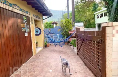 Casa com 4 quartos à venda na avenida antônio borges dos santos, 288, armação do pântano do sul, florianópolis, 180 m2 por r$ 1.315.000