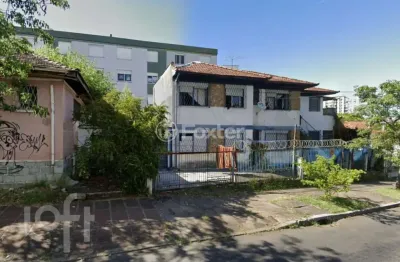Casa com 1 quarto à venda na avenida andaraí, 201, passo da areia, porto alegre, 233 m2 por r$ 1.064.000