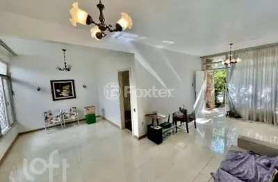 Casa com 4 quartos à venda na Rua Ricalde Marques, 305, Jardim São Pedro, Porto Alegre, 210 m2 por R$ 720.000