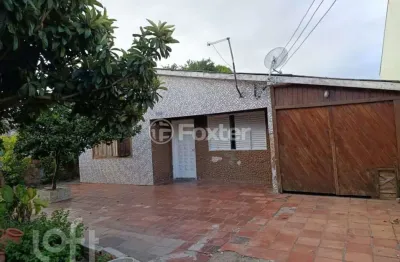 Casa com 3 quartos à venda na Rua Augusto Severo, 1444, Nossa Senhora das Graças, Canoas, 256 m2 por R$ 215.000