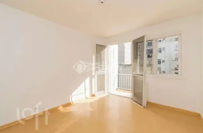 Apartamento com 2 quartos à venda na Rua Demétrio Ribeiro, 1030, Centro Histórico, Porto Alegre, 69 m2 por R$ 345.000