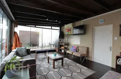 Casa com 3 quartos à venda na Rua Serafim Alencastro, 144, Sarandi, Porto Alegre, 144 m2 por R$ 750.000