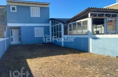 Casa com 2 quartos à venda na Rua Ilton Moreira de Souza, 22, Ponta Grossa, Porto Alegre, 94 m2 por R$ 237.000