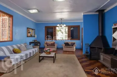 Casa com 3 quartos à venda na Rua Tobias Barreto, 408, Partenon, Porto Alegre, 150 m2 por R$ 580.000