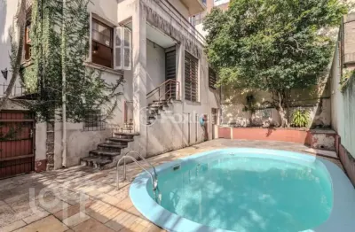 Casa com 4 quartos à venda na Rua Ferreira Viana, 175, Petrópolis, Porto Alegre, 230 m2 por R$ 1.050.000