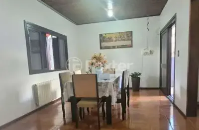 Casa com 3 quartos à venda na Rua Paulo Debastiani, 240, Desvio Rizzo, Caxias do Sul, 164 m2 por R$ 930.000