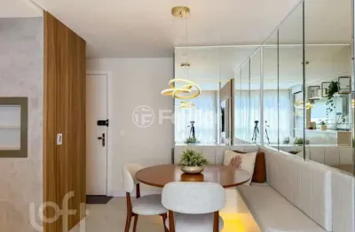 Apartamento com 2 quartos à venda na Rua Jerônymo Zelmanovitz, 100, São Sebastião, Porto Alegre, 56 m2 por R$ 650.000