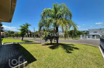 Casa com 3 quartos à venda na Rua Itália, 23, Petrópolis, Novo Hamburgo, 147 m2 por R$ 638.000