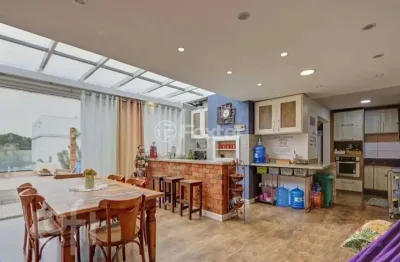 Casa com 3 quartos à venda na Rua Chácara das Nascentes, 196, Lomba do Pinheiro, Porto Alegre, 200 m2 por R$ 750.000