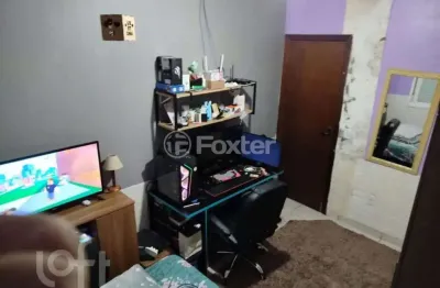 Casa com 2 quartos à venda na Rua Olga Bernardes Prestes, 26, Novo Mundo, Gravataí, 51 m2 por R$ 200.000
