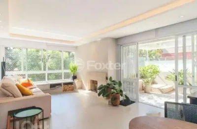 Apartamento com 3 quartos à venda na Rua Santa Cecília, 2118, Rio Branco, Porto Alegre, 136 m2 por R$ 1.329.000