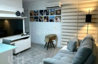 Apartamento com 3 quartos à venda na Rua Henrique Stefani, 1030, Igara, Canoas, 65 m2 por R$ 318.000