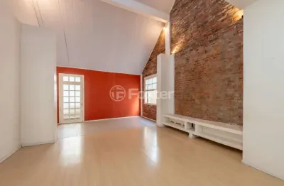 Casa com 4 quartos à venda na Rua Miguel Tostes, 849, Rio Branco, Porto Alegre, 330 m2 por R$ 899.000