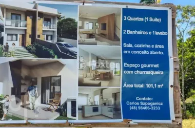 Casa com 3 quartos à venda na Rua Antônio José de Souza, 94, Sertão do Maruim, São José, 90 m2 por R$ 590.000