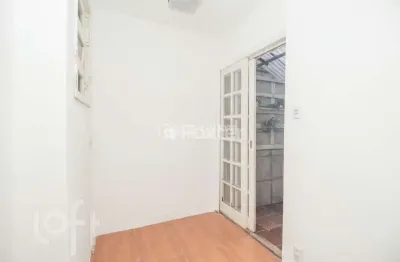 Apartamento com 2 quartos à venda na Rua Washington Luiz, 178, Centro Histórico, Porto Alegre, 62 m2 por R$ 280.000