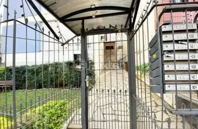 Kitnet / Stúdio à venda na Rua Liberdade, 170, Rio Branco, Porto Alegre, 36 m2 por R$ 215.000