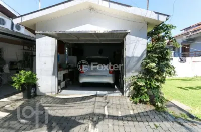 Casa com 3 quartos à venda na Rua Nossa Senhora do Perpétuo Socorro, 919, São José, Canoas, 102 m2 por R$ 450.000