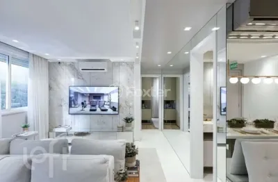 Apartamento com 3 quartos à venda na Rua Sapê, 1020, Passo da Areia, Porto Alegre, 67 m2 por R$ 687.432