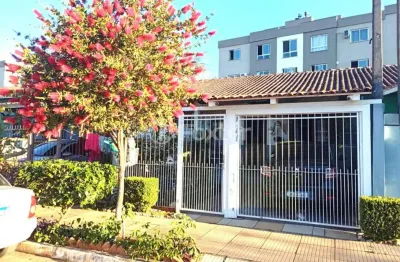 Casa com 2 quartos à venda na Rua Ilha Graciosa, 48, Olaria, Canoas, 50 m2 por R$ 320.000